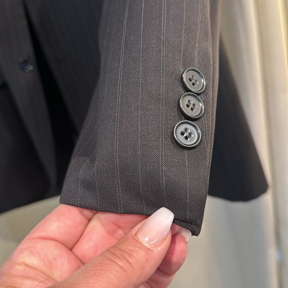 PTP 25 inches length 32 inches black pink striped jacket. - Picture 4 of 16